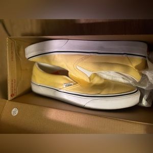 Vans Size 8 in Women’s